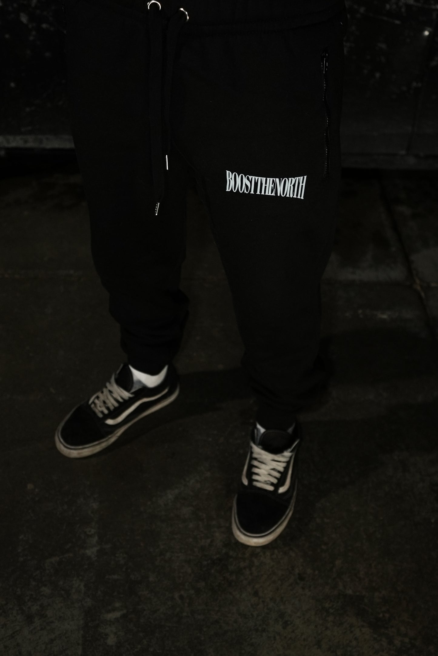 Cracked Small Logo Joggers BV2 Black