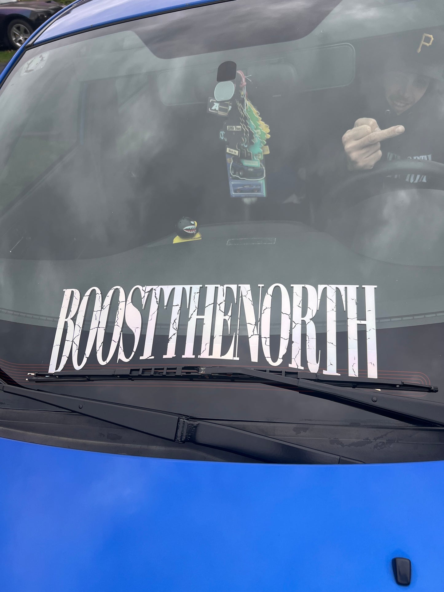 BOOST THE NORTH Cracked Banner Oil Slick